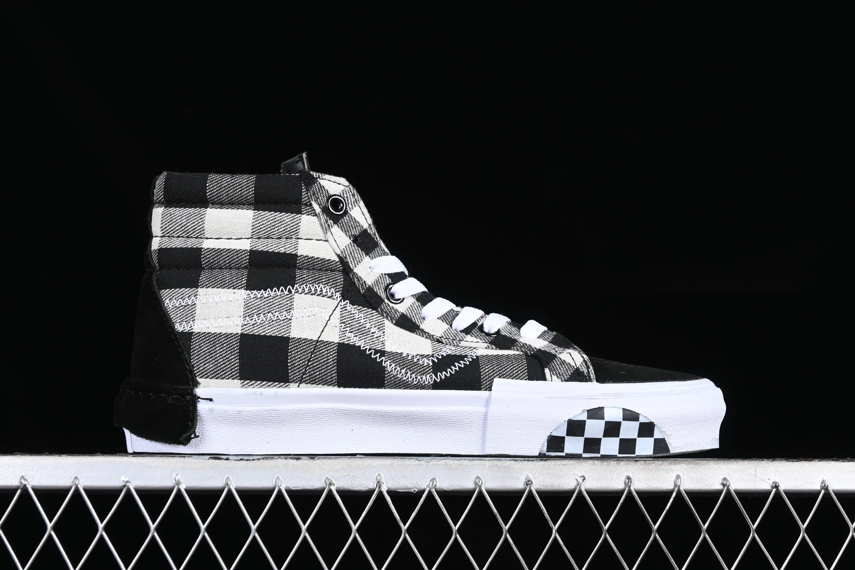 All categories Vans Vans series Vans Hi Vans high-top Vans Vault Sk8-Hi Cap LX Deconstruction New black and white checkerboard high-top canvas vulcanized sneakers VN0A3WM1XOS